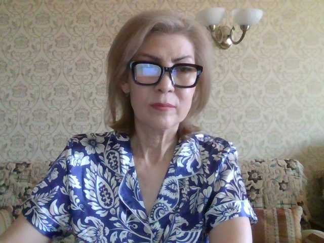 Elegant00Lady