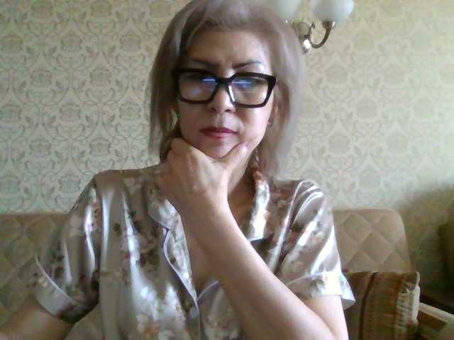 Elegant00Lady live cam on BongaCams
