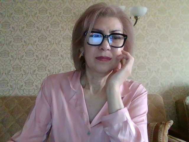 Elegant00Lady