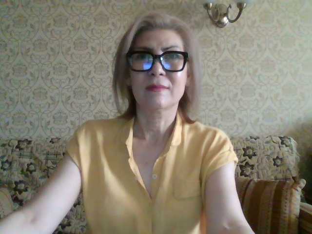 Elegant00Lady