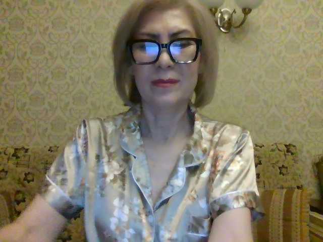 Elegant00Lady