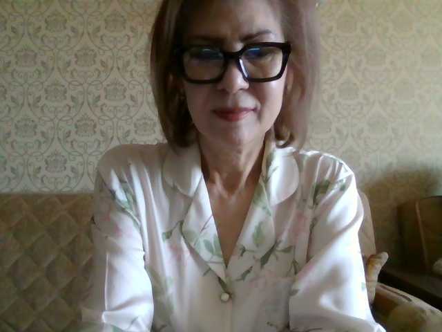 Elegant00Lady