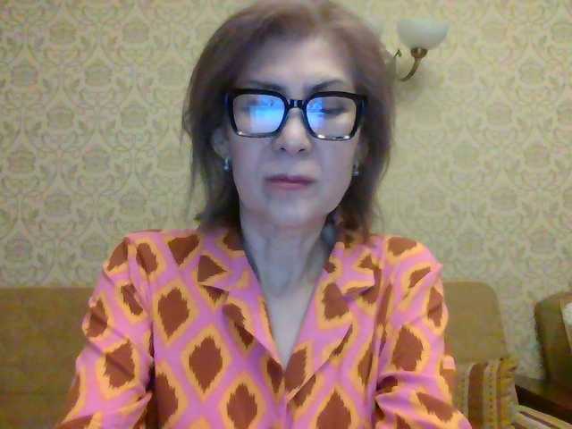 Elegant00Lady's BongaCams show and profile