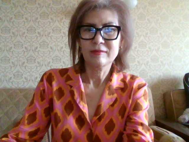 le modèle ElegantLady00 est en webcam porno dans un show sur le site bongacams, il possède les tags suivants: White/Caucasian,Brunette,Trimmed