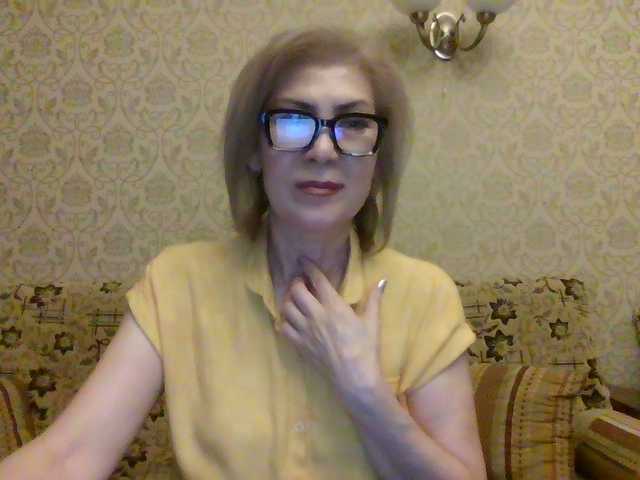 Elegant00Lady
