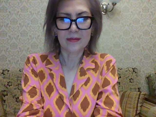 Elegant00Lady
