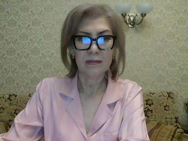 Elegant00Lady