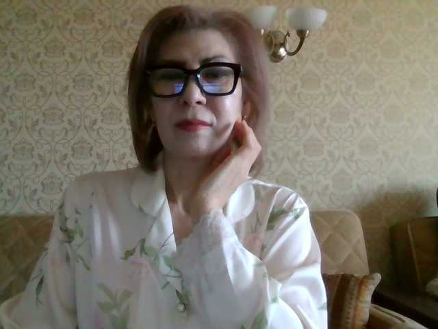 Elegant00Lady