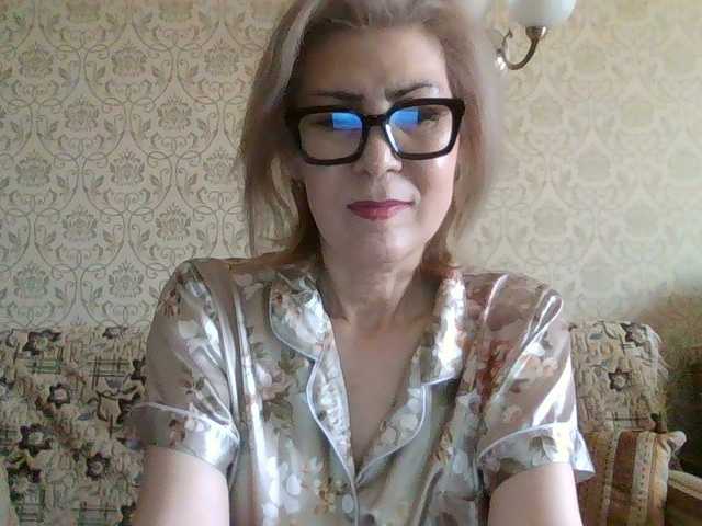 Elegant00Lady