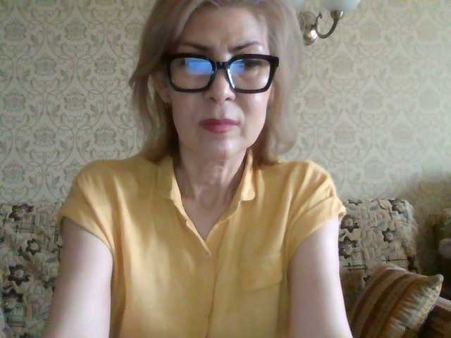 Elegant00Lady live cam on BongaCams