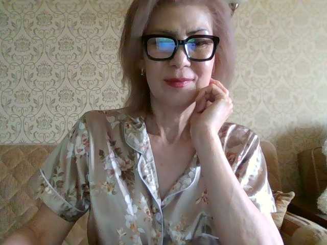 Elegant00Lady