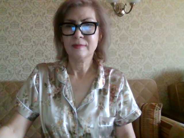 Elegant00Lady