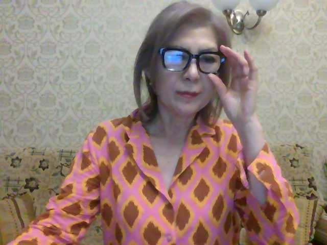Elegant00Lady live cam on BongaCams