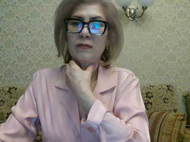 Elegant00Lady