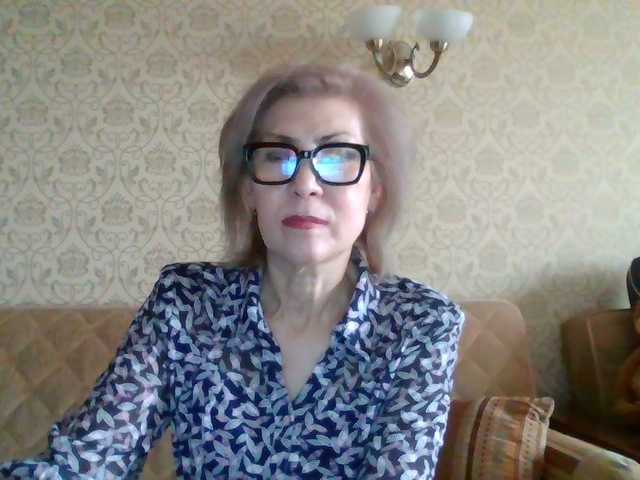 Elegant00Lady live cam on BongaCams
