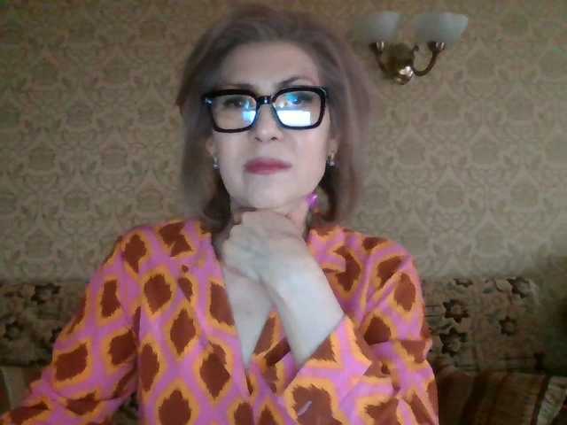 ElegantLady00 live cam preview