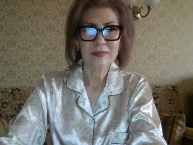 Elegant00Lady live cam on BongaCams
