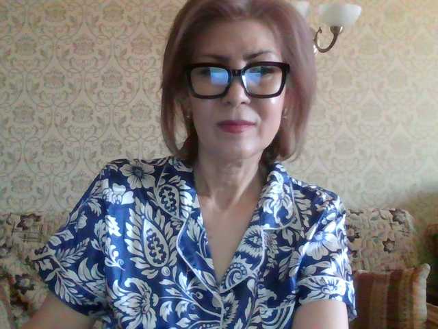 Elegant00Lady live cam on BongaCams