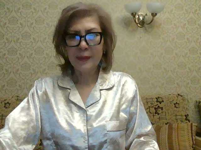 Elegant00Lady