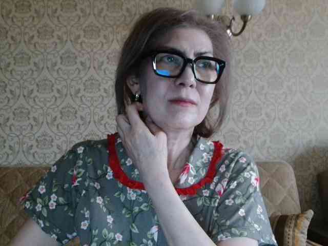 ElegantLady00 webcam