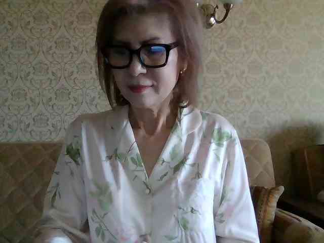 ElegantLady00 webcam
