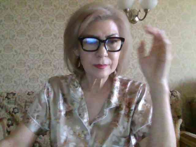 ElegantLady00 webcam