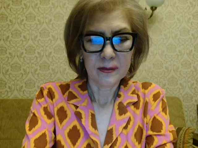 ElegantLady00 webcam