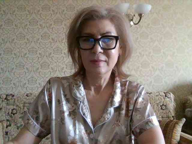 Elegantlady00's cam show statistics and live stream