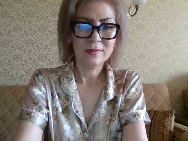 ElegantLady00 webcam