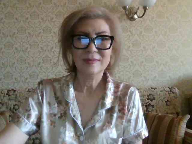 ElegantLady00 webcam
