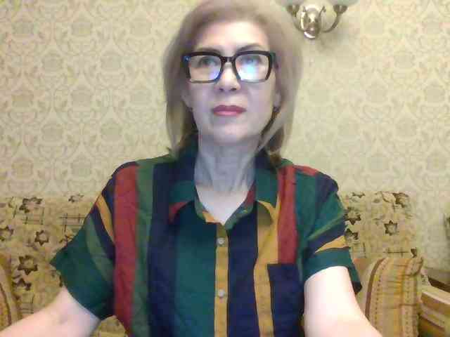 ElegantLady00 webcam