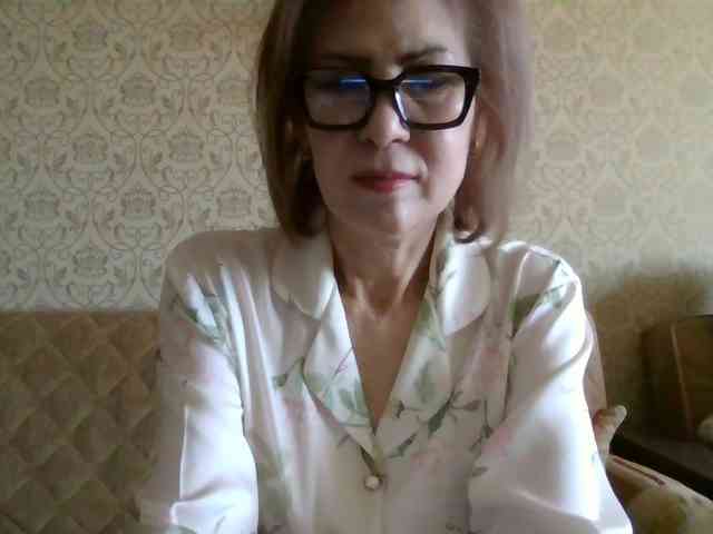 ElegantLady00 webcam