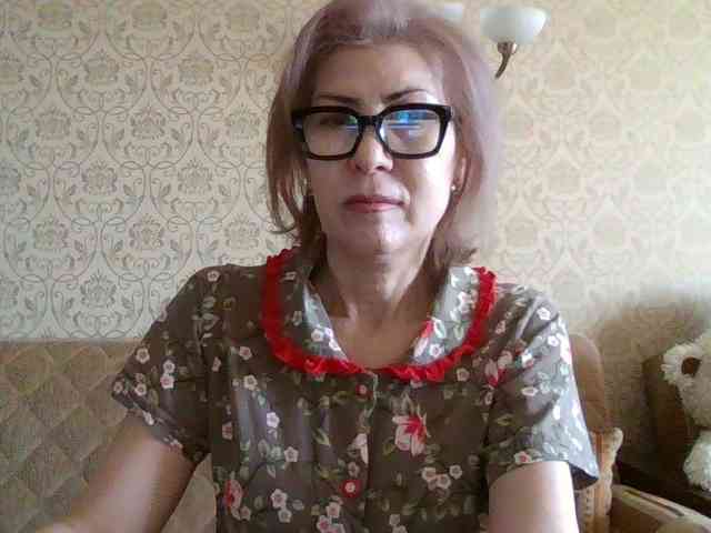 ElegantLady00 webcam