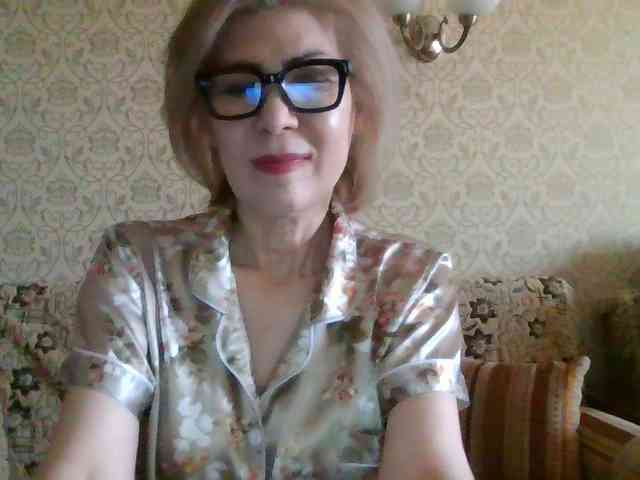 ElegantLady00 webcam