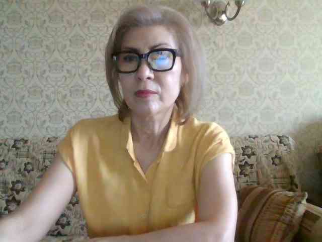 ElegantLady00 webcam