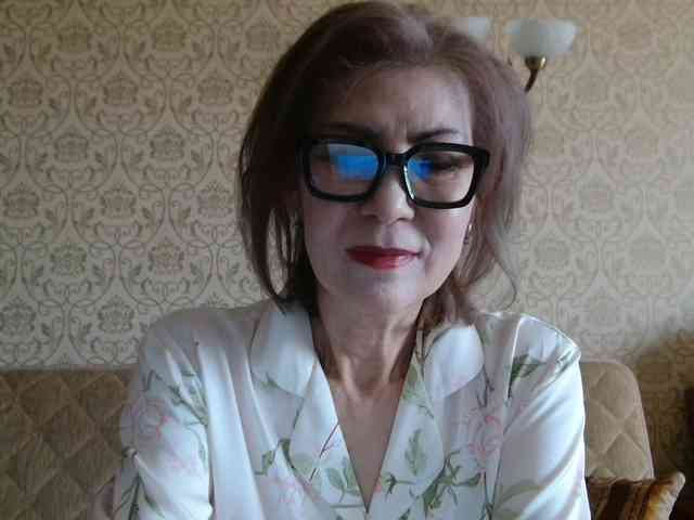 ElegantLady00 webcam