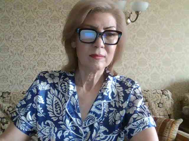 ElegantLady00 webcam