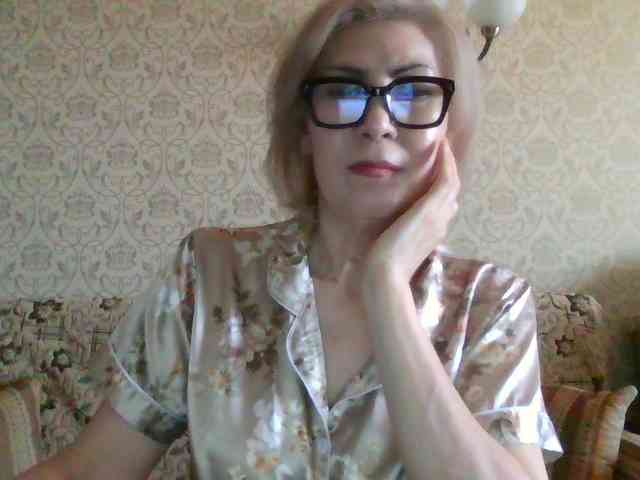 ElegantLady00 webcam