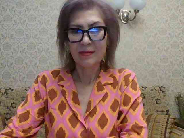 ElegantLady00 webcam