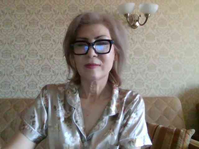 ElegantLady00 webcam