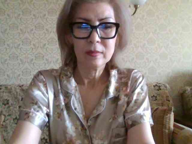 ElegantLady00 webcam
