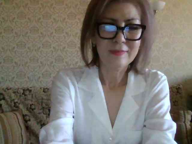 Elegant00Lady