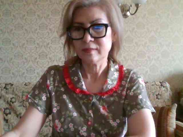 ElegantLady00 webcam