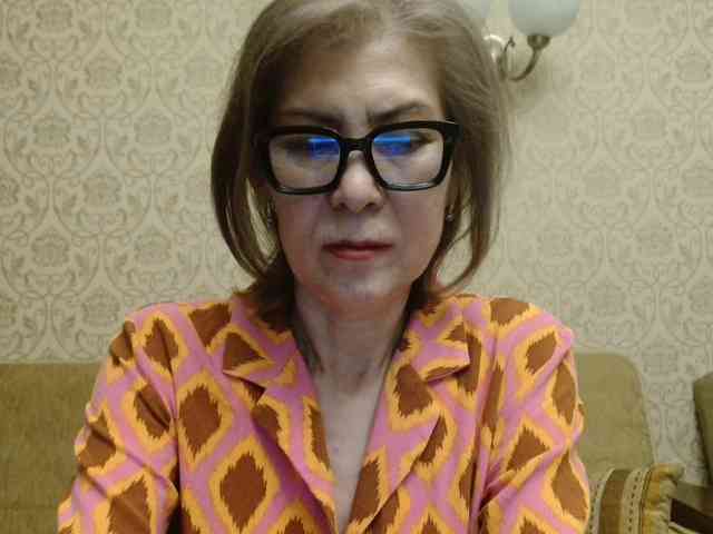 ElegantLady00 webcam