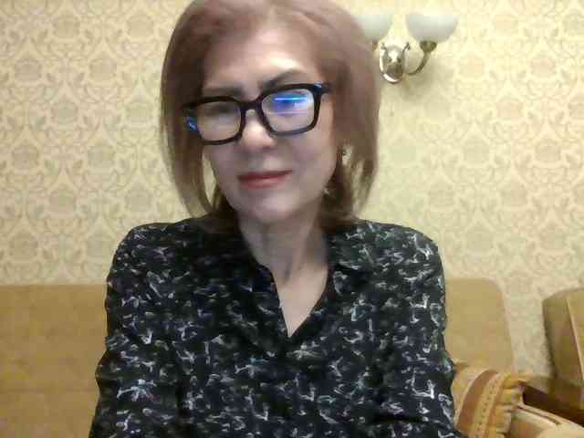 ElegantLady00 webcam