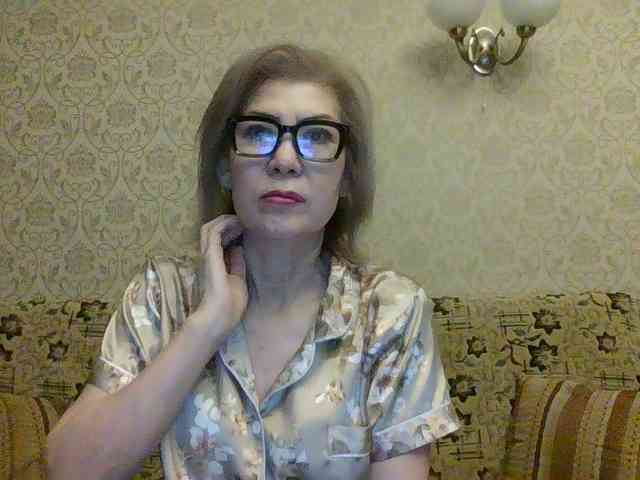 ElegantLady00 webcam
