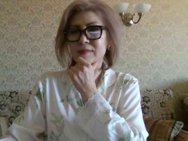 ElegantLady00 webcam