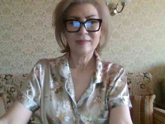 ElegantLady00 webcam
