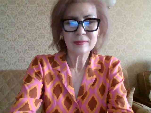 ElegantLady00 webcam