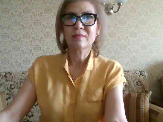 ElegantLady00 webcam